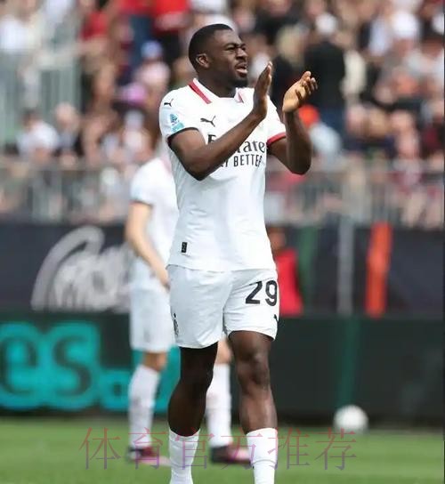 德媒:约维奇想回德甲踢球 但目前不知哪些球队有意 德媒:约维奇想回德甲踢球 但目前不知哪些球队有意